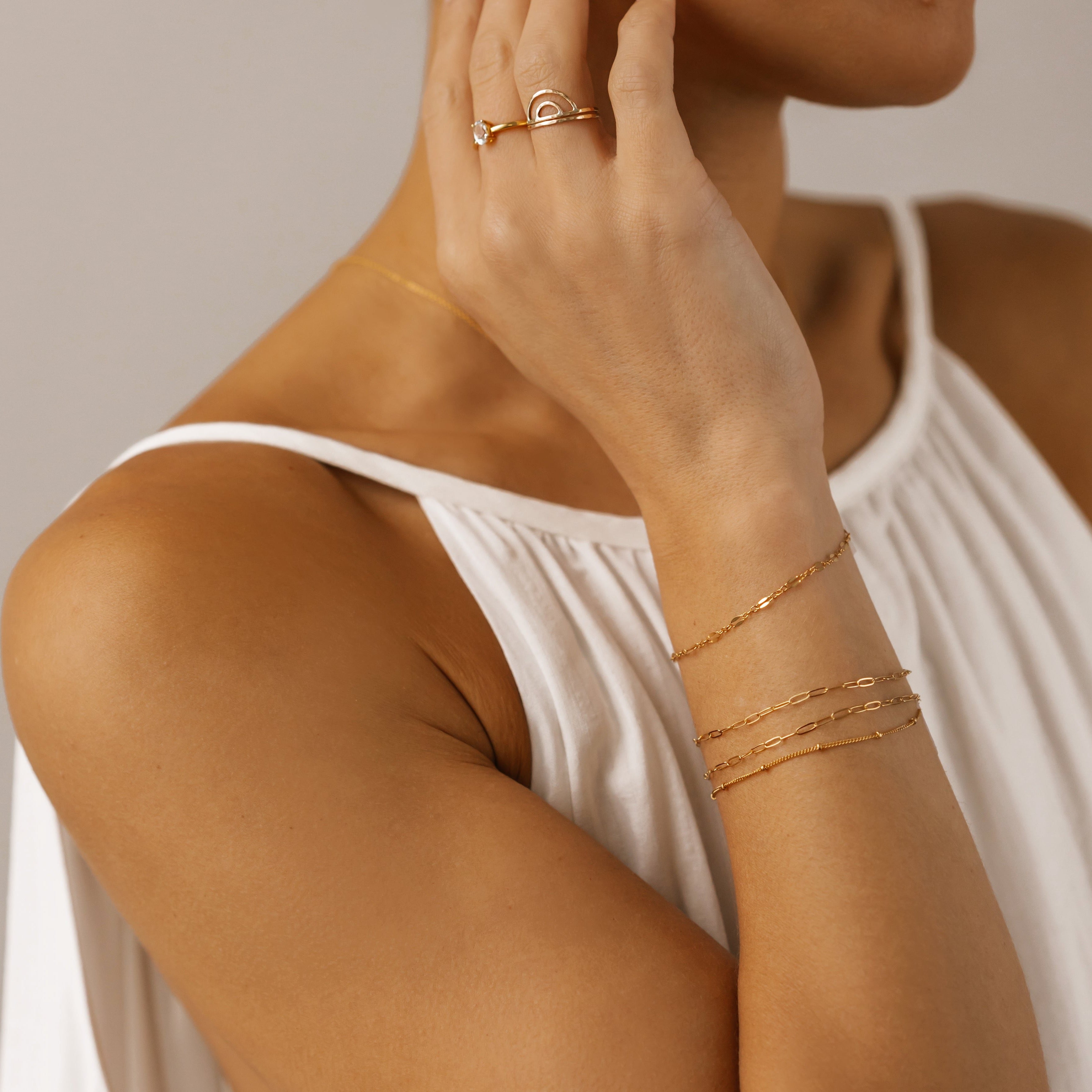 Permanent Jewelry Popup In Holt Renfrew Calgary