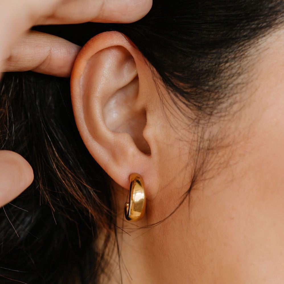 Dome Hoop Earrings - 18K gold vermeil